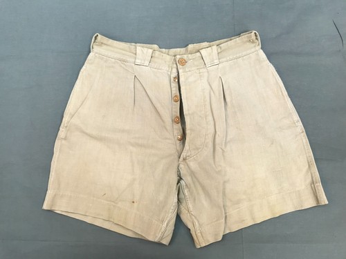 Short sable modèle - , 1946