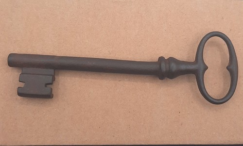 Ancienne grosse clé - clé, porte