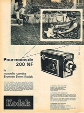 PUBLICITE ADVERTISING 124  1961  KODAK  Caméra BROWNIE 8mm