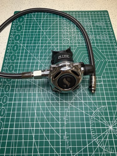 Scubapro a700 second stage - second,