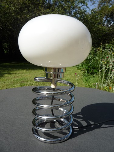 Lampe dite ressort - lampe,