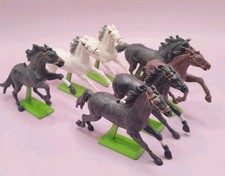 LOT BRITAINS LTD DEETAIL 71: Chevaux - Cowboy Et Indiens - Native American