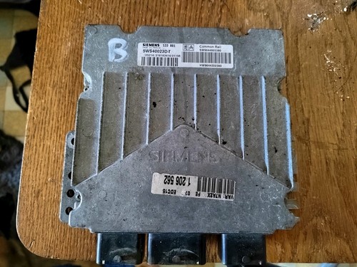Calculateur moteur peugeot - calculateur,