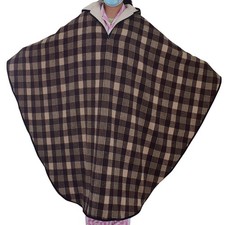 Poncho en fauteuil roulant