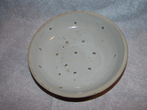 Ancienne assiette égouttoir - ancienne,