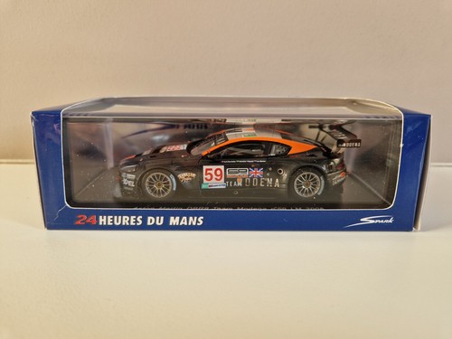 Spark aston martin dbr9 - 1/43,