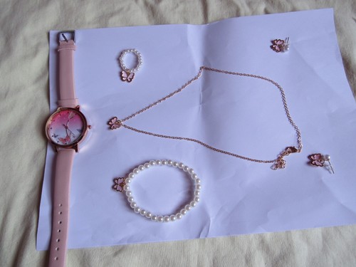 Magnifique montre rose - montre, à