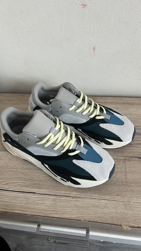 Paire chaussures yeezy - chaussures,