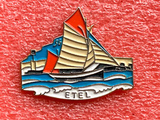 T04 Pins VOILIER THONIER