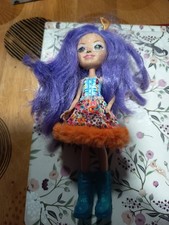 POUPEE ENCHANTIMALS