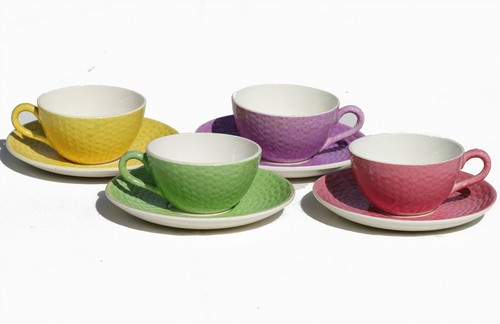 Lot tasses et soucoupes - 4,