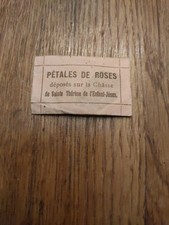 Relique Pétales de roses sur châsse Ste Thérèse de l'Enfant-Jésus  