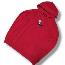 Pull à capuche rouge brodé