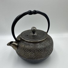 Théière en fonte Nambu