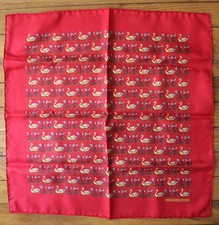 Foulard Hermès modèle