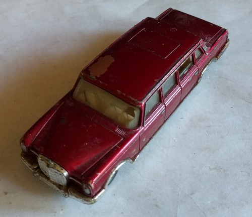 Corgi toys mercedes benz 600 - corgi,