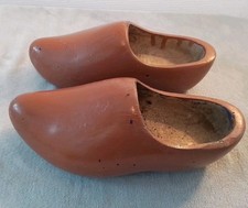 Paire De Sabot En Bois Ancien