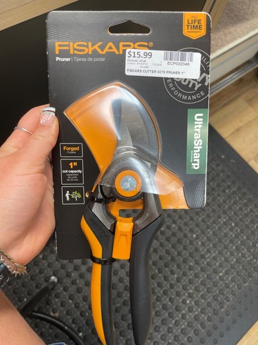 New fiskars pruner - pruner, 1"