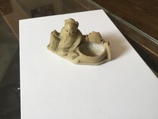 STATUETTE CHINOISE SCULPTEE EN