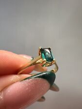 Bague En Or 18 Carats 750/1000 Avec Pierre Verte Rectangulaire 2,34 Grammes