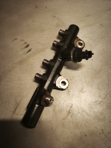 Rampe injection capteur haute - rampe,