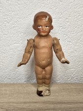 Ancienne poupée de masse