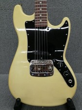 [Fender] Guitare électrique