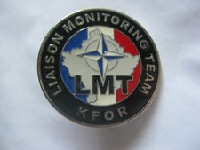 ANCIEN INSIGNE (FAB SHELI) LMT OPEX KFOR LIAISON MONITORING TEAM ETAT EXCELLENT