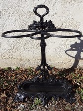 ancien porte parapluie art nouveau en fonte ouvragée et peinte décor aux lions