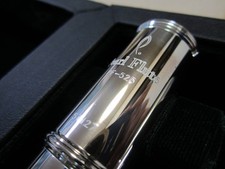 Mécanisme E flûte argentée Pearl PF-525E utilisé avec étui rigide