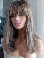 perruque coupe au carré