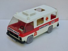 AMBULANCE POMPIERS PLAYMOBIL N° 3254 1977