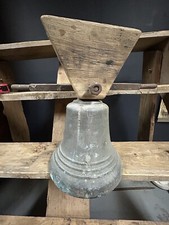 Cloche propriété bronze - cloche,