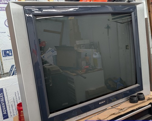 Sony 40in crt - sony, tv