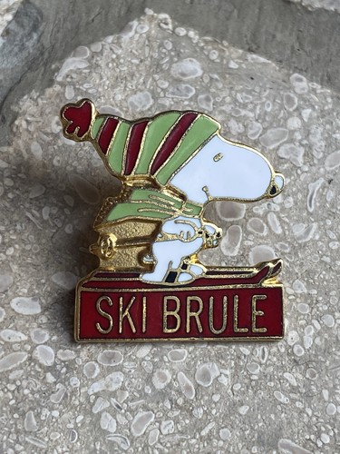 Pin snoopy ski - pin’s,
