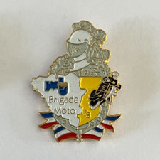 60 - PIN'S GENDARMERIE BRIGADE MOTO DES YVELINES