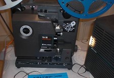 Projecteur  16 mm Bell Howell