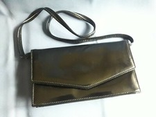 Sac Pochette vernie à