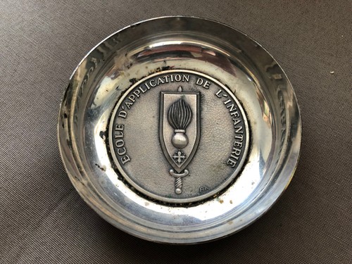 Ancienne coupelle militaire - , de