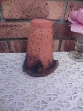 ANCIENNE TULIPE PATE DE VERRE ORANGE X BLEU MOUCHETÉE "LE NOUHAUD"H 15 CM