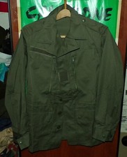 VESTE  DE COULEUR KAKI DE