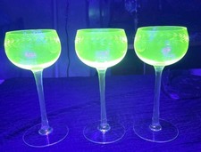 Lot 3 Verres À Vin En Ouraline 18cm