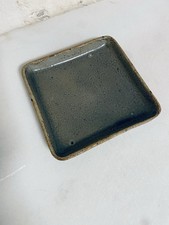 Pierre Digan Assiette Carrée