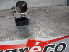 Bloc ABS (freins anti-blocage)
