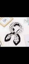 Foulard femme en satin –