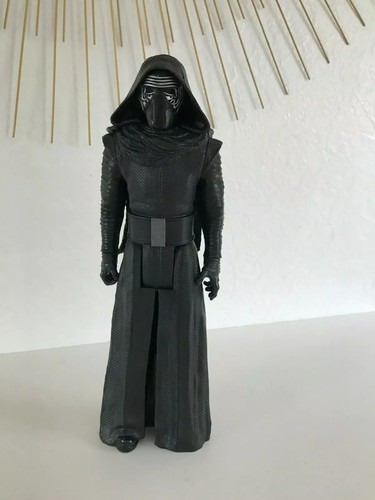 Figurine kylo ren - ⚜️,