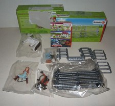SCHLEICH HORSE CLUB #42518 FARM #42487 MIA & SPOTTY + CLOTURE FENCE ZAUN SEALED
