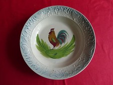 plat rond creux décor coq