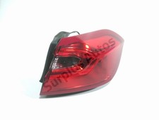 FEU ARRIERE DROIT 2527135 FORD FIESTA 7 phase 1 (06/2017 12/2021) / NE 228253