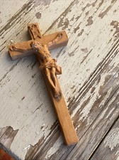 Croix Avec Le Christ En Bois